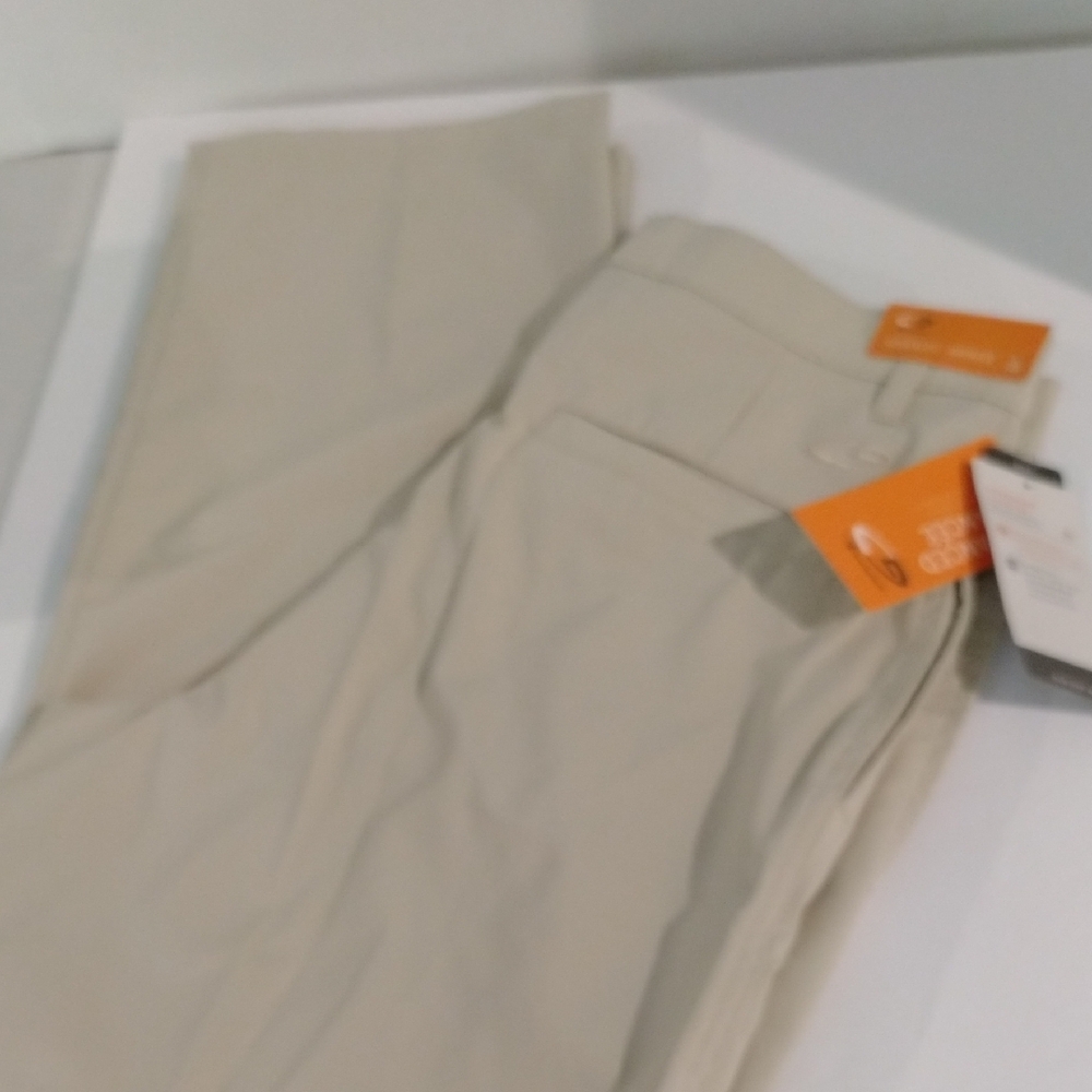 Champion Cream Color Golf Pants Size 32x30 NWT